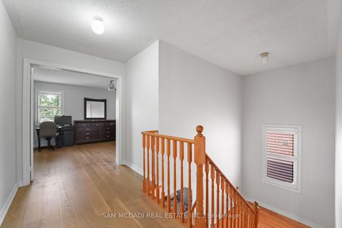 Photo 24 at 2530 Nichols Drive, WC Wedgewood Creek, Oakville
