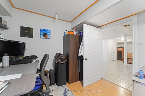 Photo 38 at 2530 Nichols Drive, WC Wedgewood Creek, Oakville