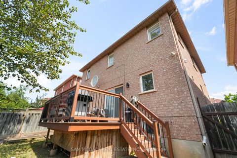Photo 42 at 2530 Nichols Drive, WC Wedgewood Creek, Oakville