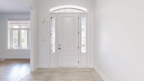 Photo 17 at 14 Meadow Green Court, Kleinburg, Vaughan