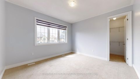 Photo 36 at 14 Meadow Green Court, Kleinburg, Vaughan
