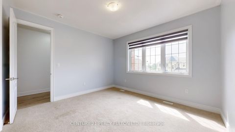 Photo 37 at 14 Meadow Green Court, Kleinburg, Vaughan