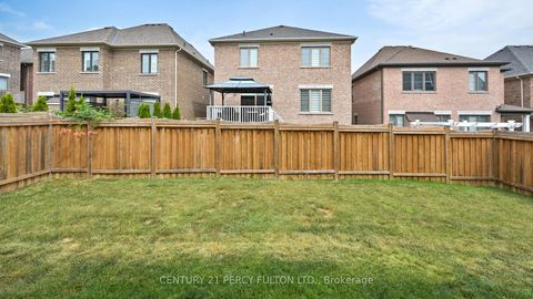 Photo 46 at 14 Meadow Green Court, Kleinburg, Vaughan