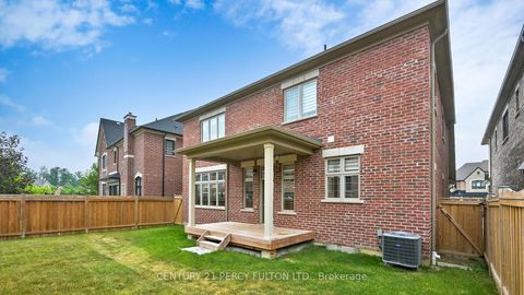 Photo 47 at 14 Meadow Green Court, Kleinburg, Vaughan