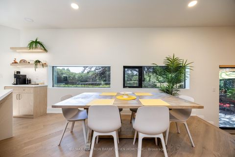 Photo 22 at 10 Penwood Crescent, Don Mills, Toronto