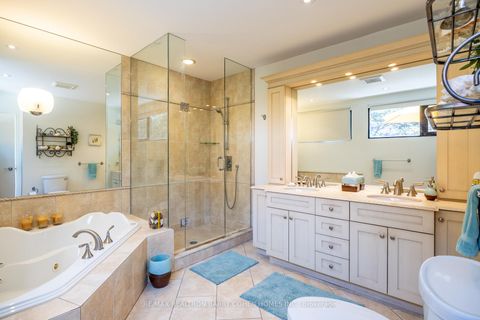 Photo 28 at 10 Penwood Crescent, Don Mills, Toronto