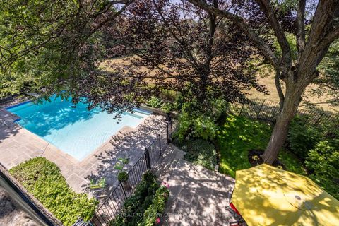 Photo 32 at 10 Penwood Crescent, Don Mills, Toronto