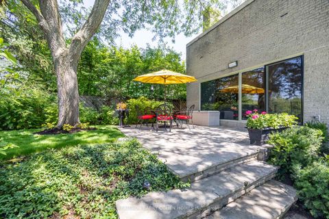 Photo 44 at 10 Penwood Crescent, Don Mills, Toronto