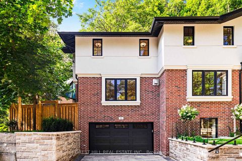 Photo 3 at 52 Roxborough Drive, Moore Park, Toronto