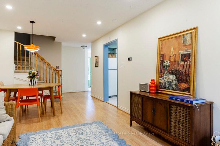 Photo 13 at 20 - 10 Huntingwood Avenue, Dundas, Hamilton