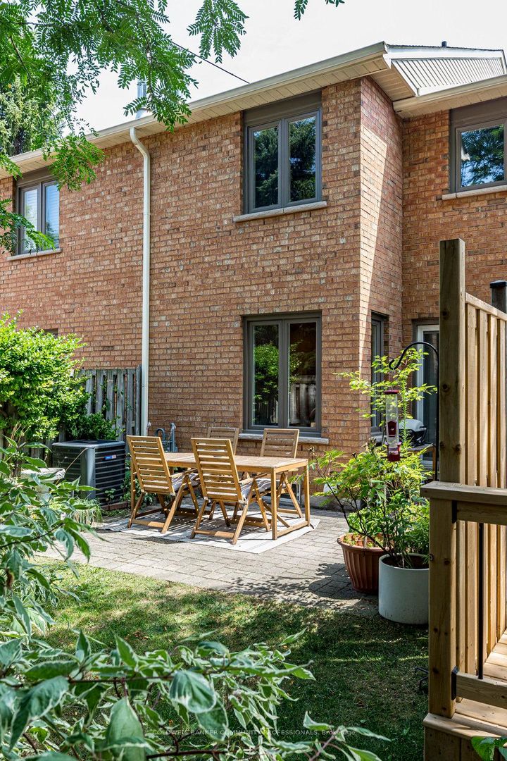 Photo 43 at 20 - 10 Huntingwood Avenue, Dundas, Hamilton