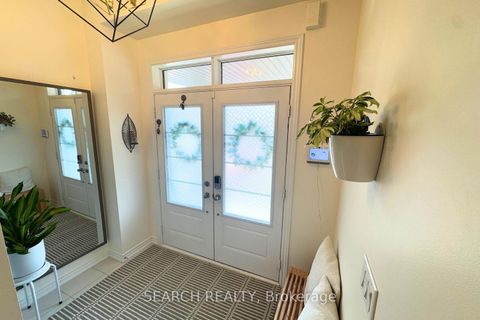 Photo 2 at 50 Ghent Drive, Kleinburg, Vaughan