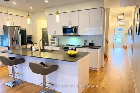 Photo 9 at 50 Ghent Drive, Kleinburg, Vaughan