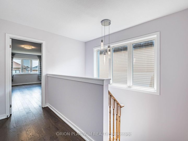 Photo 19 at 12 Bradshaw Drive, Stoney Creek Mountain, Hamilton