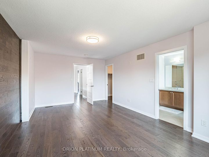 Photo 22 at 12 Bradshaw Drive, Stoney Creek Mountain, Hamilton