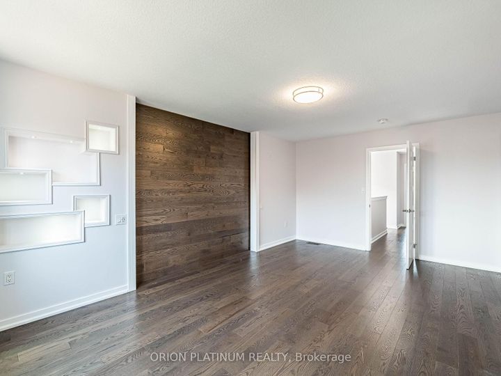 Photo 23 at 12 Bradshaw Drive, Stoney Creek Mountain, Hamilton
