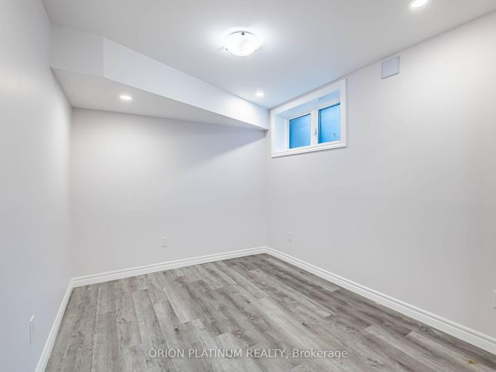 Photo 35 at 12 Bradshaw Drive, Stoney Creek Mountain, Hamilton
