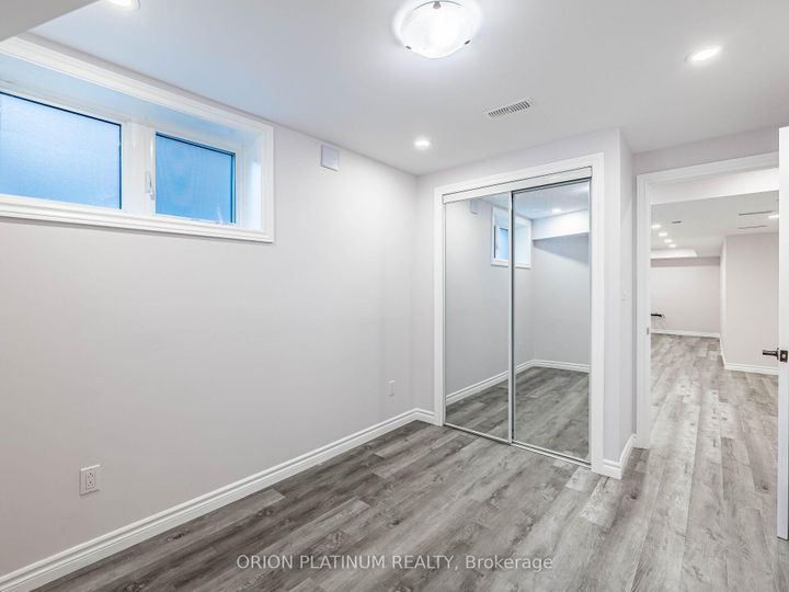 Photo 37 at 12 Bradshaw Drive, Stoney Creek Mountain, Hamilton