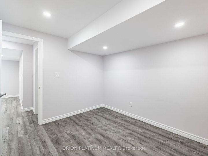 Photo 39 at 12 Bradshaw Drive, Stoney Creek Mountain, Hamilton