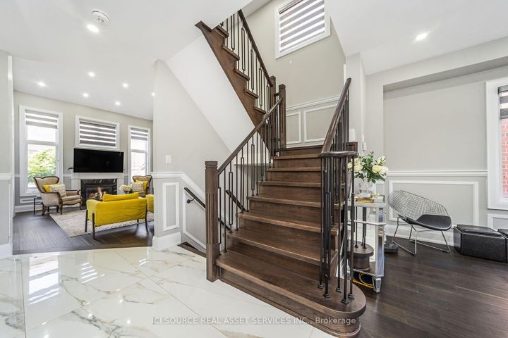 Photo 15 at 12 Amethyst Circle, Bram East, Brampton