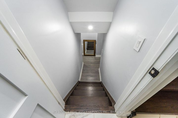 Photo 30 at 12 Amethyst Circle, Bram East, Brampton