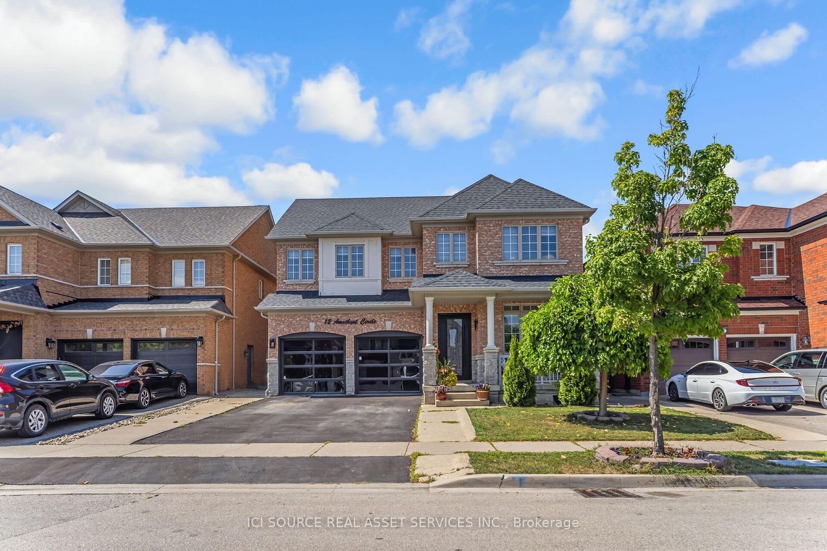 12 Amethyst Circle, Bram East, Brampton 2