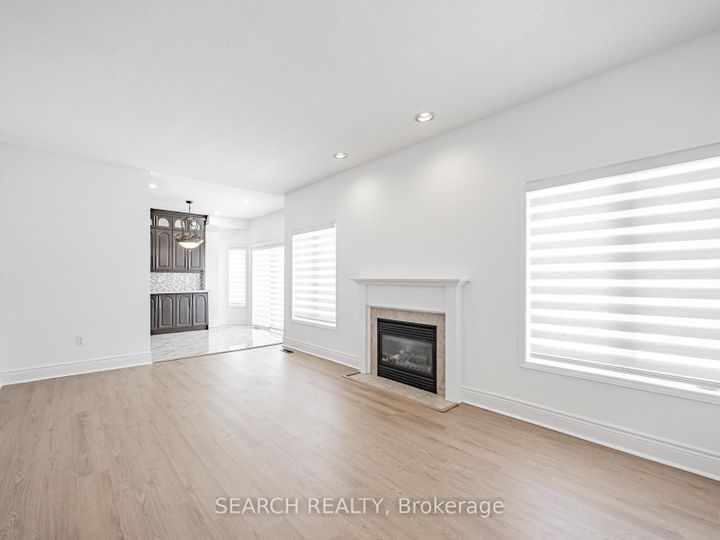 Photo 11 at 7 Homeview Road, Bram East, Brampton