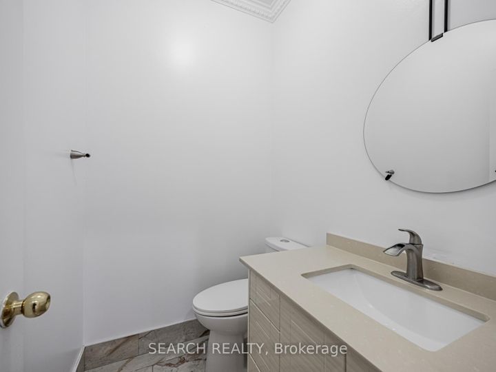 Photo 17 at 7 Homeview Road, Bram East, Brampton