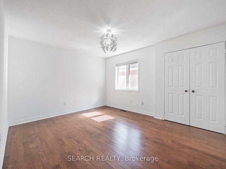 Photo 23 at 7 Homeview Road, Bram East, Brampton