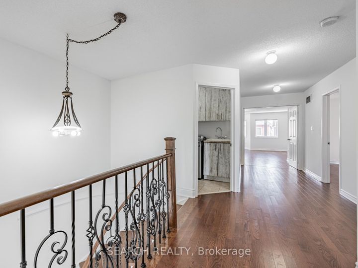 Photo 32 at 7 Homeview Road, Bram East, Brampton