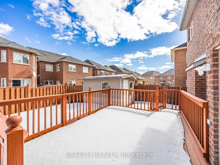 Photo 36 at 7 Homeview Road, Bram East, Brampton