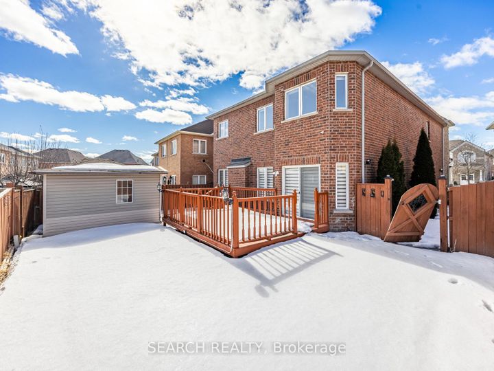 Photo 37 at 7 Homeview Road, Bram East, Brampton