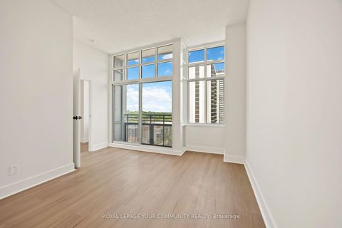 Photo 10 at 902 - 1901 Yonge Street, Mount Pleasant West, Toronto