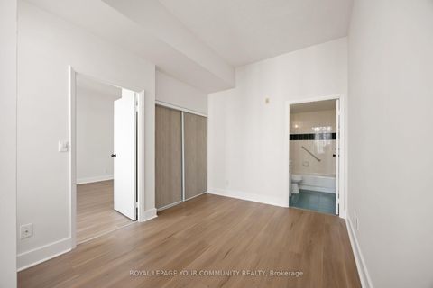 Photo 15 at 902 - 1901 Yonge Street, Mount Pleasant West, Toronto