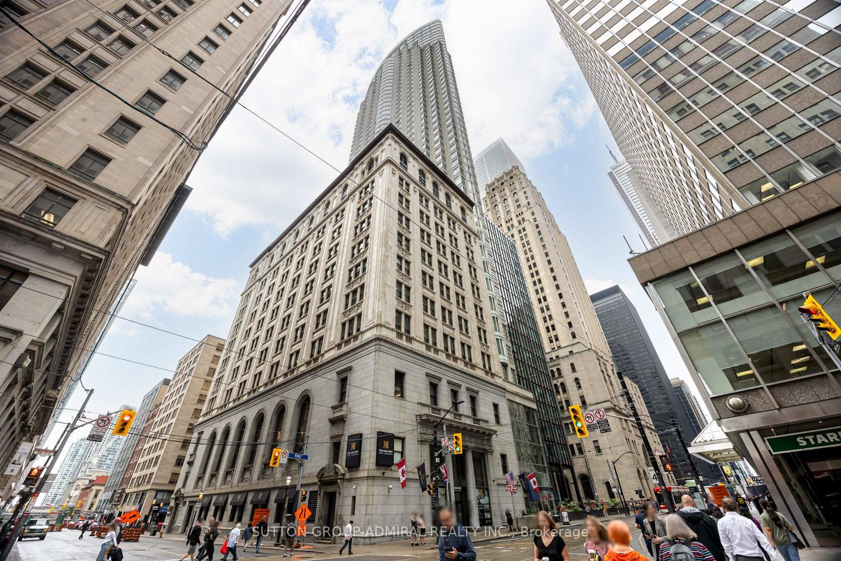 2007 - 1 King Street W, Bay Street Corridor, Toronto by Loree Meneguzzi Real Estate 2007 - 1 King Street W, Bay Street Corridor, Toronto