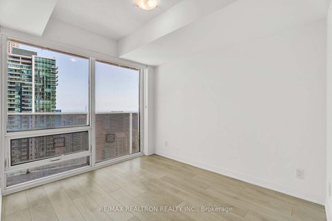 Photo 8 at 4004 - 88 Harbour Street, Waterfront Communities C1, Toronto