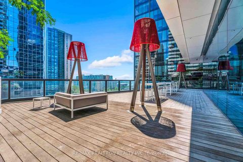 Photo 25 at 4004 - 88 Harbour Street, Waterfront Communities C1, Toronto