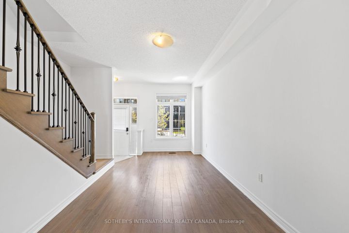 Photo 3 at 3059 Postridge Drive, JM Joshua Meadows, Oakville