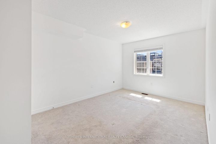 Photo 10 at 3059 Postridge Drive, JM Joshua Meadows, Oakville