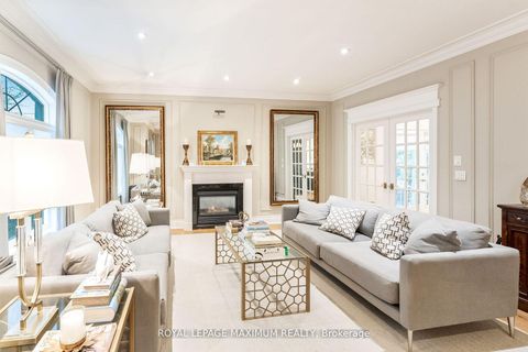 Photo 3 at 14 Pine Grove Road, East Woodbridge, Vaughan