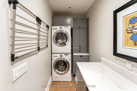 Photo 23 at 14 Pine Grove Road, East Woodbridge, Vaughan