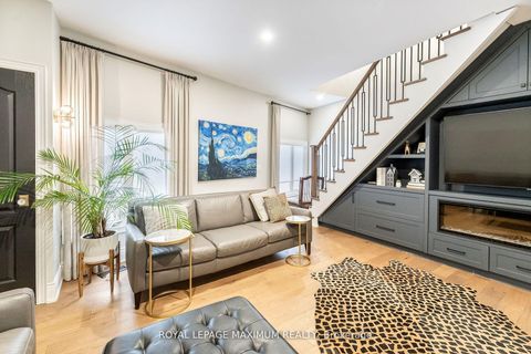 Photo 24 at 14 Pine Grove Road, East Woodbridge, Vaughan