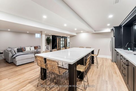 Photo 35 at 14 Pine Grove Road, East Woodbridge, Vaughan