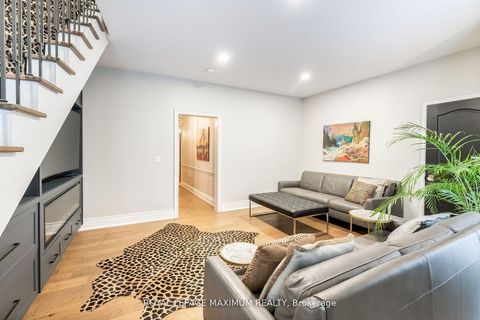 Photo 41 at 14 Pine Grove Road, East Woodbridge, Vaughan