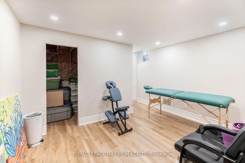 Photo 44 at 14 Pine Grove Road, East Woodbridge, Vaughan