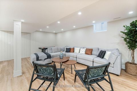 Photo 45 at 14 Pine Grove Road, East Woodbridge, Vaughan