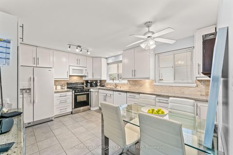 Photo 6 at 92 Elise Terrace, Newtonbrook West, Toronto
