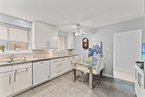 Photo 7 at 92 Elise Terrace, Newtonbrook West, Toronto