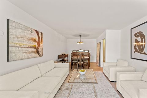 Photo 18 at 92 Elise Terrace, Newtonbrook West, Toronto