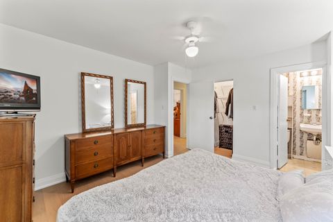 Photo 23 at 92 Elise Terrace, Newtonbrook West, Toronto